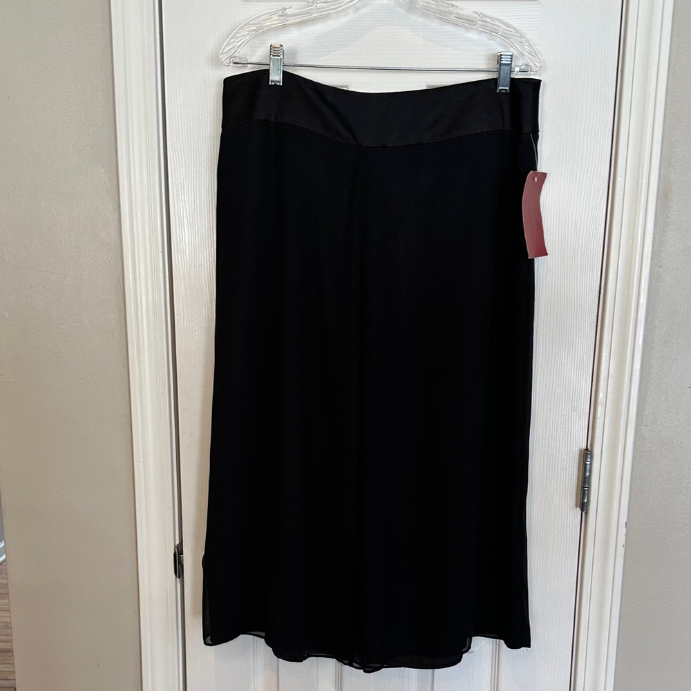 JS Collections Classic Black Gaucho Pants